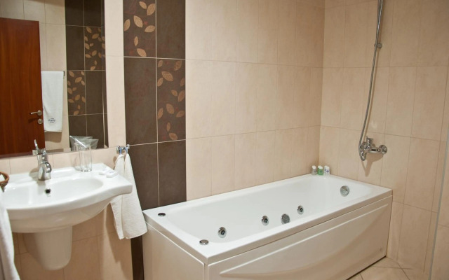 Hotel Noris