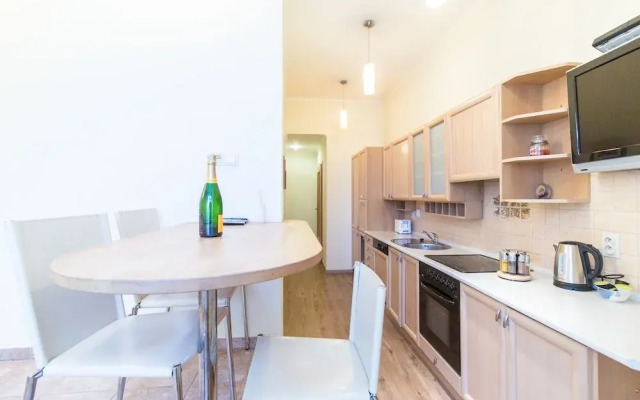 Spacious Duplex by Park&Metro by easyBNB