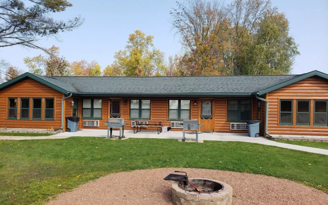 Northern Pines Resort