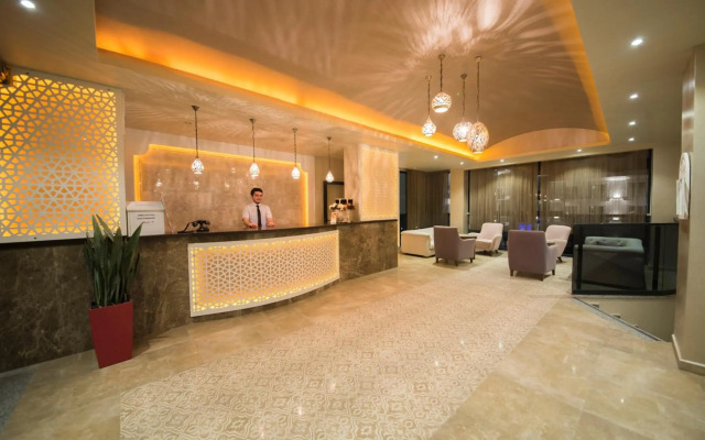 Montebello Deluxe