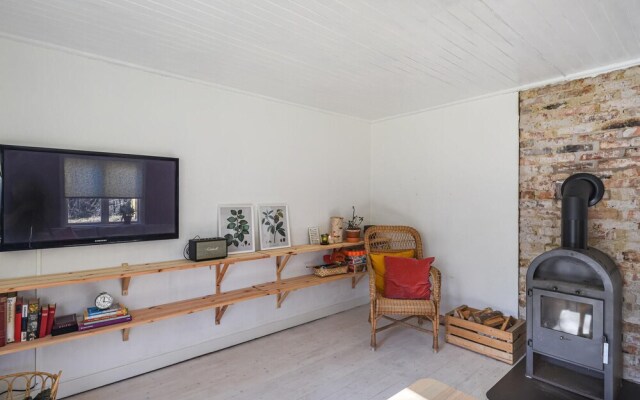 Nice Home in Brålanda With 2 Bedrooms and Wifi