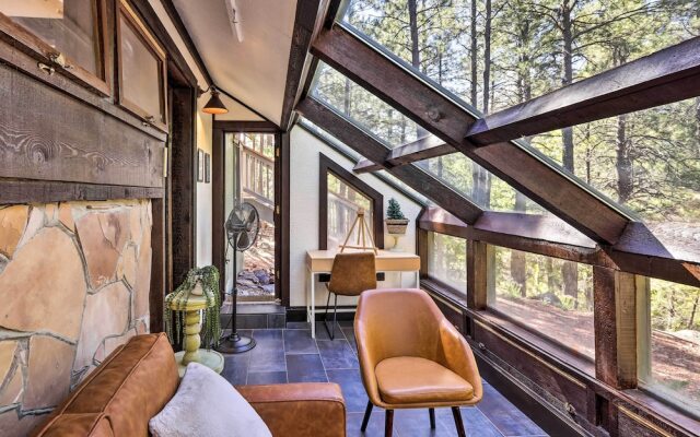 Woodsy Flagstaff Hideaway w/ Deck + Sunroom!