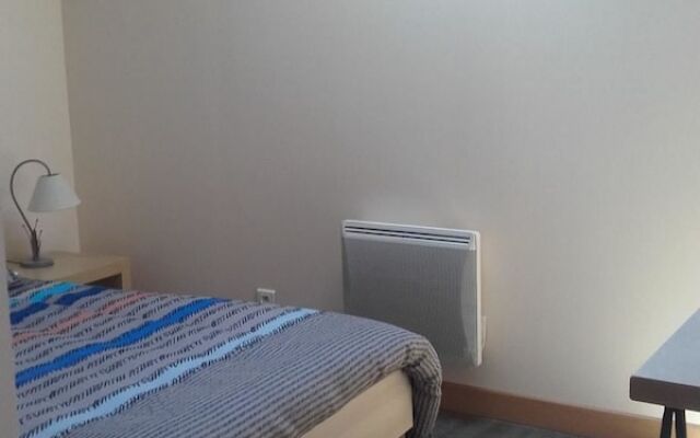 House With 2 Bedrooms in Favières, With Wifi