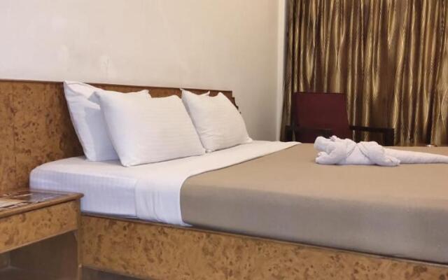 Hotel Sriram Residency