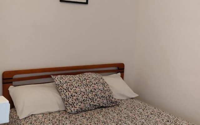 V Barcelona Hostal