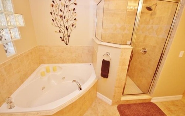 Oceanwalk 13-401 Apartment 3