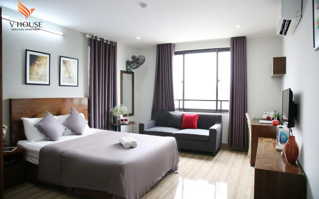 V House 6 Serviced Apartment