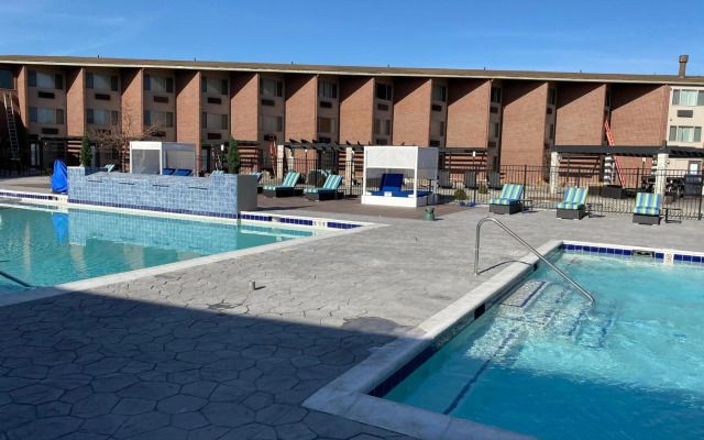 Best Western Premier Denver East