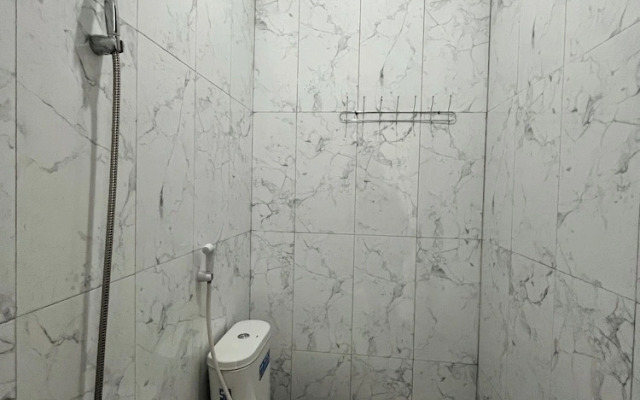OYO 94579 Sm Raja Guest House