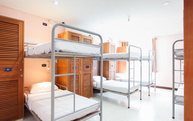 Royal Express Inn Sukhumvit