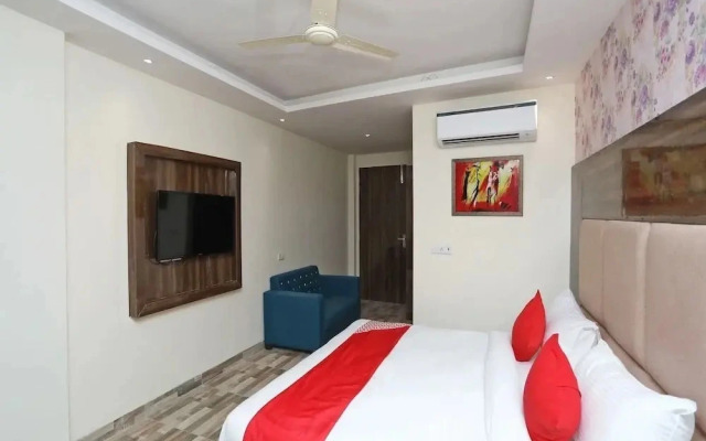 Smart Suites by OYO Rooms