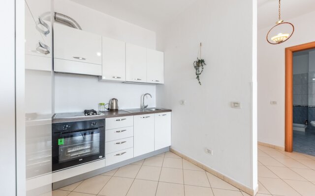 Central Main Square Apartment