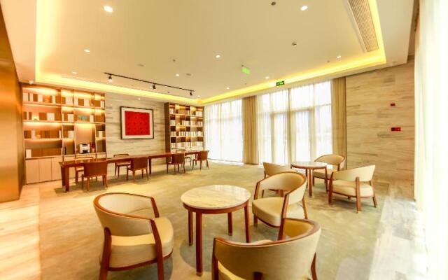 Ji Hotel (Nantong Dongjing International)