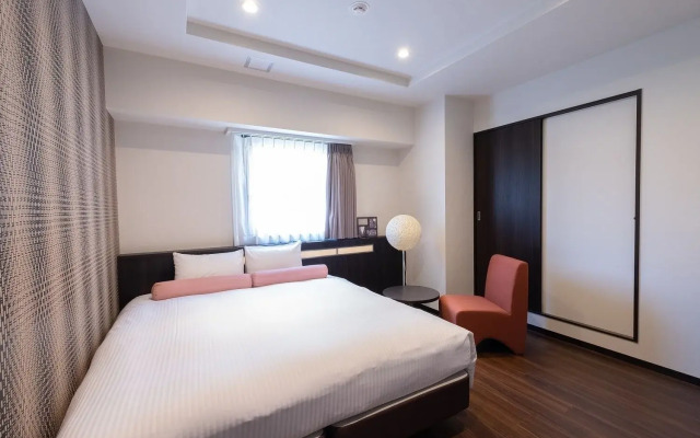Nipponbashi Luxe Hotel
