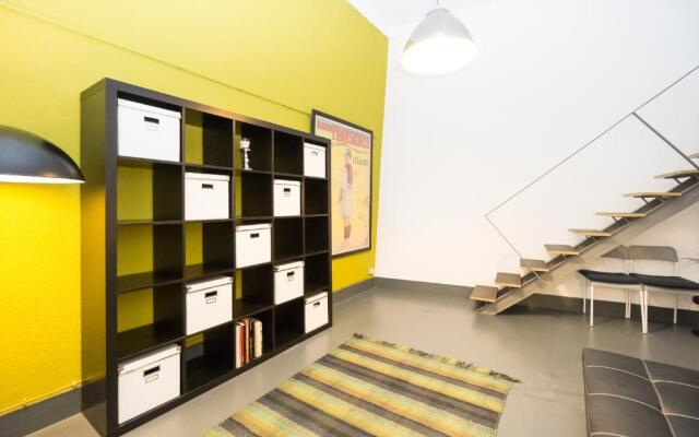 Large & Relaxing loft in Alfama