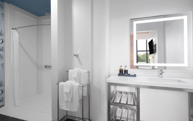 Origin Atlanta, a Wyndham Hotel