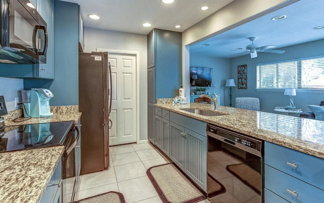 44 Sea Lane Holiday Home