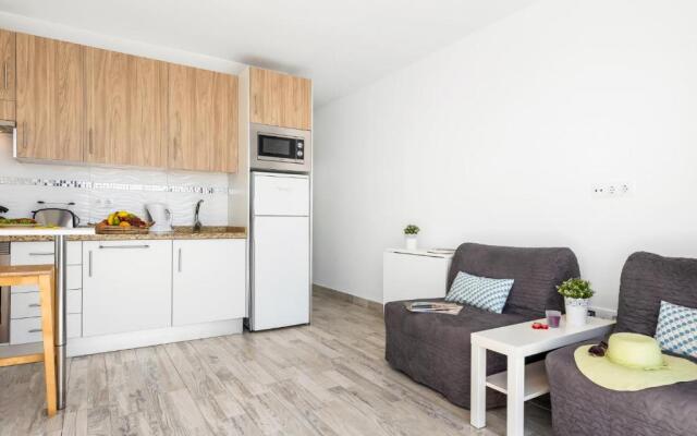 536B Cozy 1 bedroom, pool, terrace, sun lounger