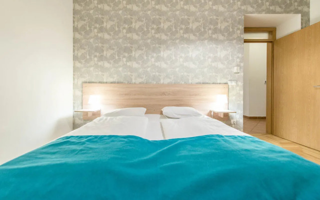 Mango Aparthotel