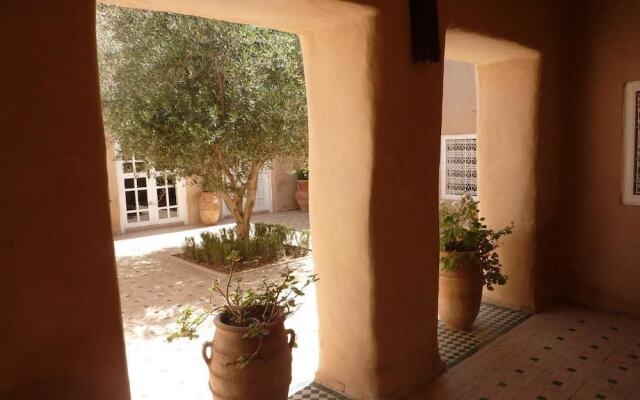 Palais Villa Talaa Resort