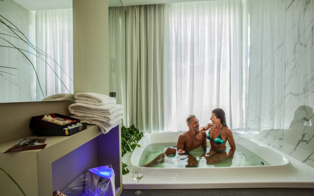 NoHa Lifestyle Hotel
