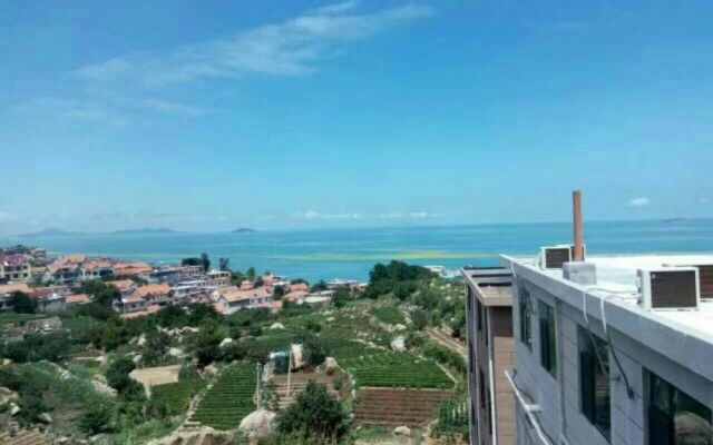 Qingdao Paradise Seaview Cottage
