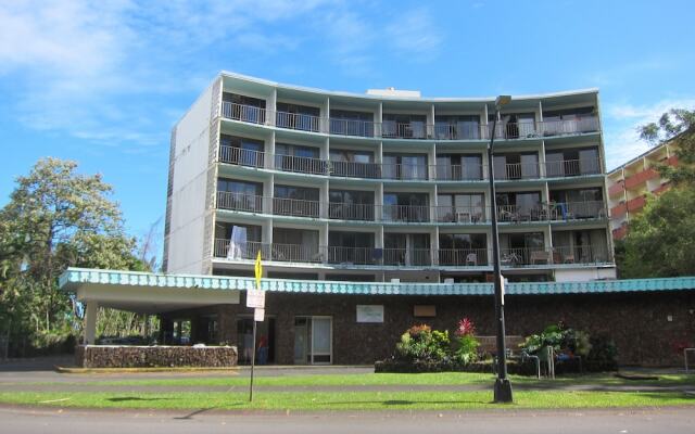 Pagoda Hilo Bay