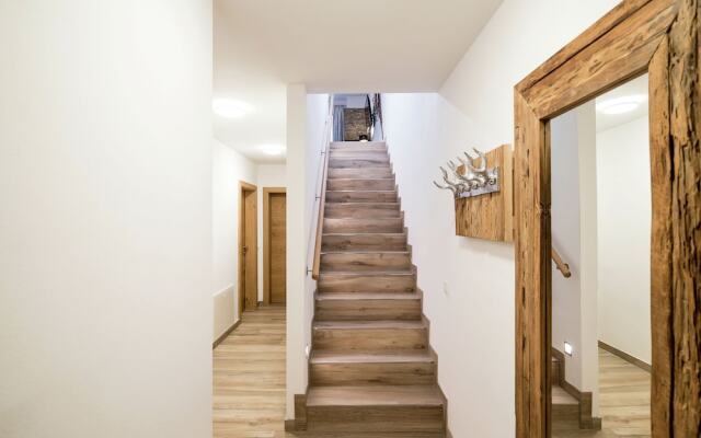 Luxury Chalet in Leogang With a View of the Mountains