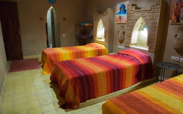 Auberge Hôtel Porte De Sahara Ouzina