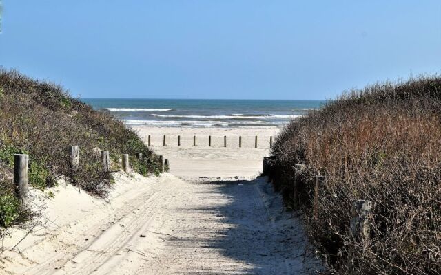 12 La Playa by RedAwning