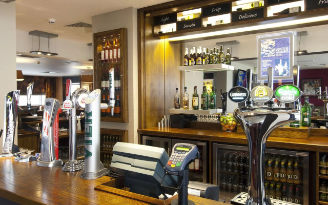 Premier Inn London Heathrow Airport Terminal 5 Hotel