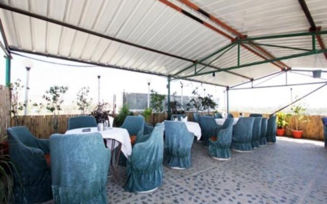 Hotel Chetram Elite