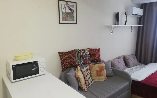 Smart House Hotel