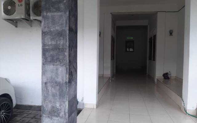 OYO 90810 Ravaya Homestay