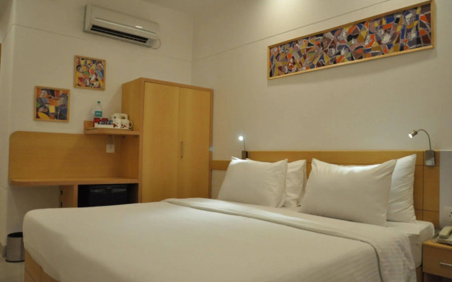 Red Fox Hotel Chandigarh