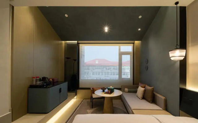 Qianzitong Hotel