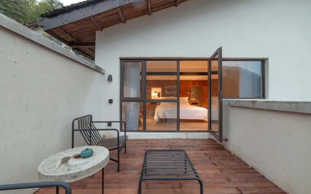 Purling Hills Guesthouse