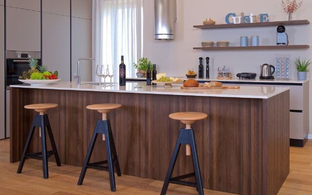 Enticing Holiday Home in Brtonigla with Hot Tub