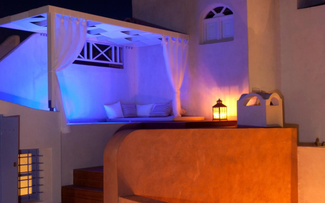 Oia Mansion
