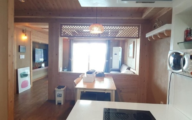 Sacheon Seopo Beach Pension