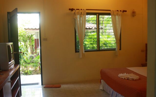 Samui Honey Backpacker Bungalow