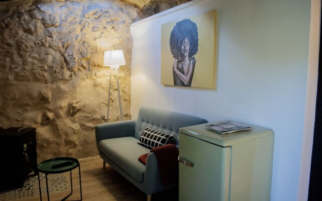 XUQ Grupo de Alojamiento Turístico