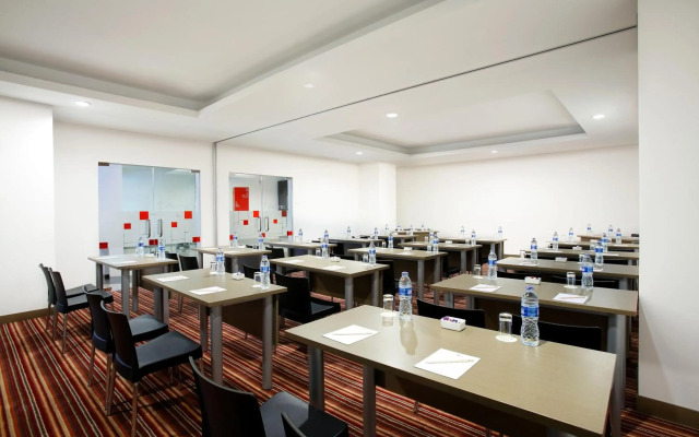 Amaris Hotel Seasons City