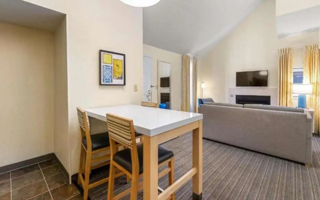 Sonesta ES Suites Cincinnati - Sharonville West