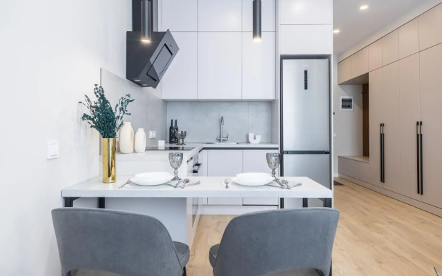 Comfort Apartment on Aleksey Kozin street 2