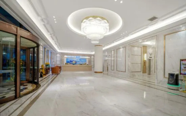 Vienna International Hotel (Changchun Hongqi Street Wanda)
