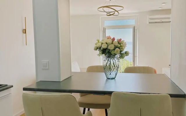 Sea View Apartment Rijeka-free Parking-6 People