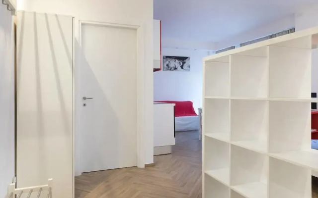 ALTIDO Red&White Studio