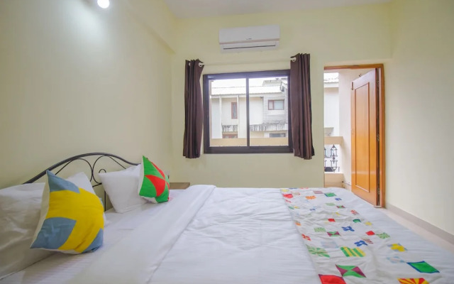 OYO 18720 Home Alluring 3BHK Dona Paula