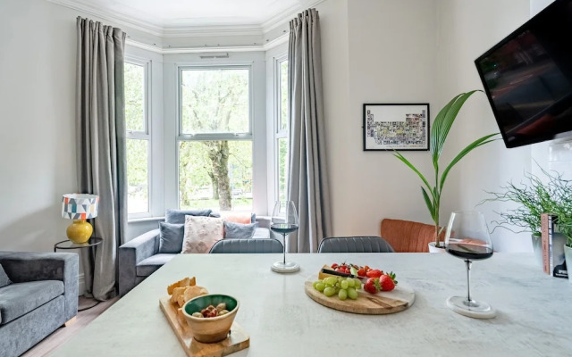 HG Collection - Cardiff City - Sleeps 6
